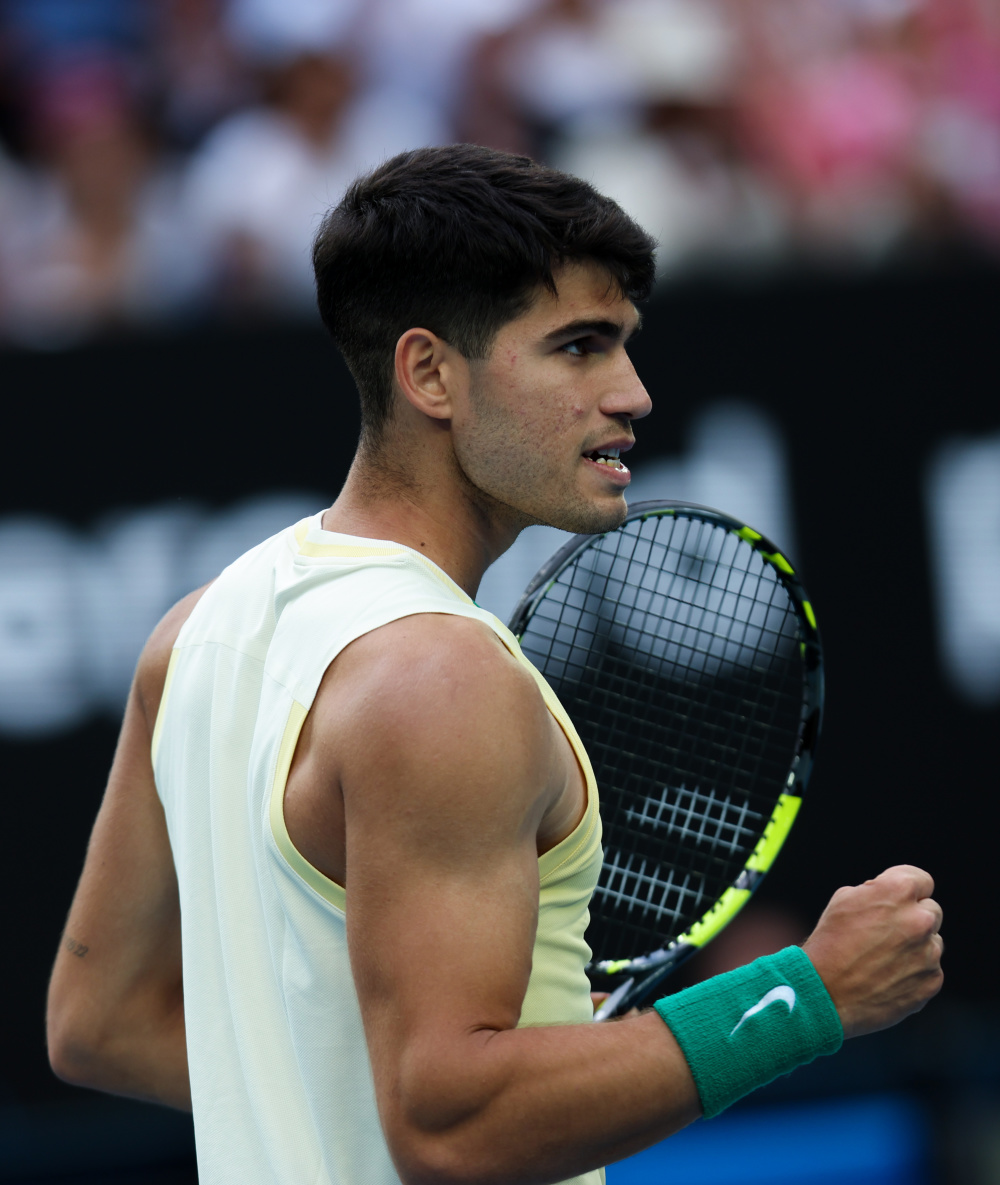 包含英国网球队鏖战澳大利亚网球队,阿尔卡拉斯统治全场的词条 包含英国网球队鏖战澳大利亚网球队,阿尔卡拉斯统治全场的词条