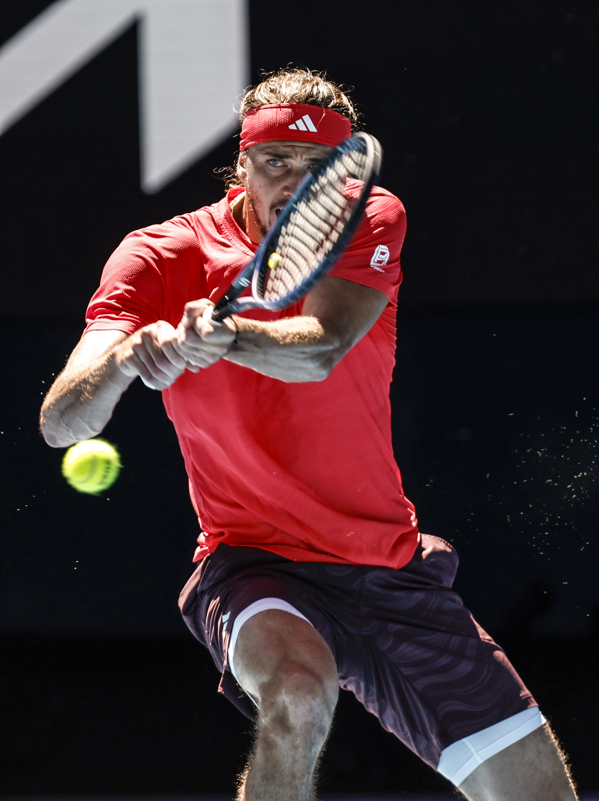 澳大利亚网球队逆转世界网球队，兹维列夫绝境逆转