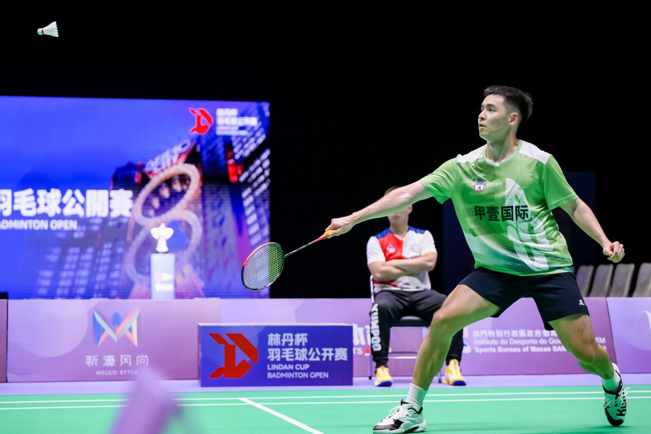 英格兰羽毛球队绝地反击中国羽毛球队，辛杜制霸全场