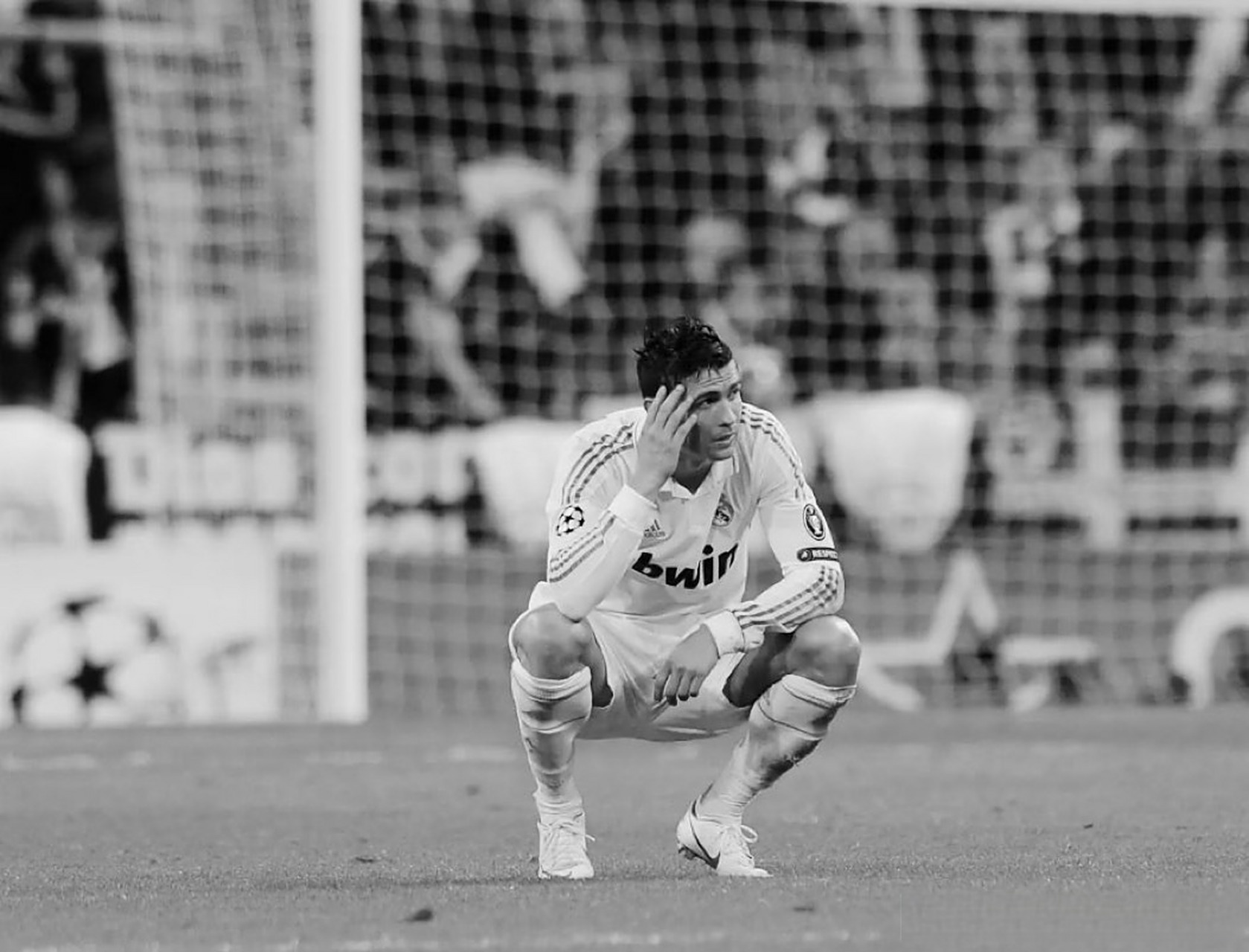 拜仁横扫里昂，C罗惊艳世界