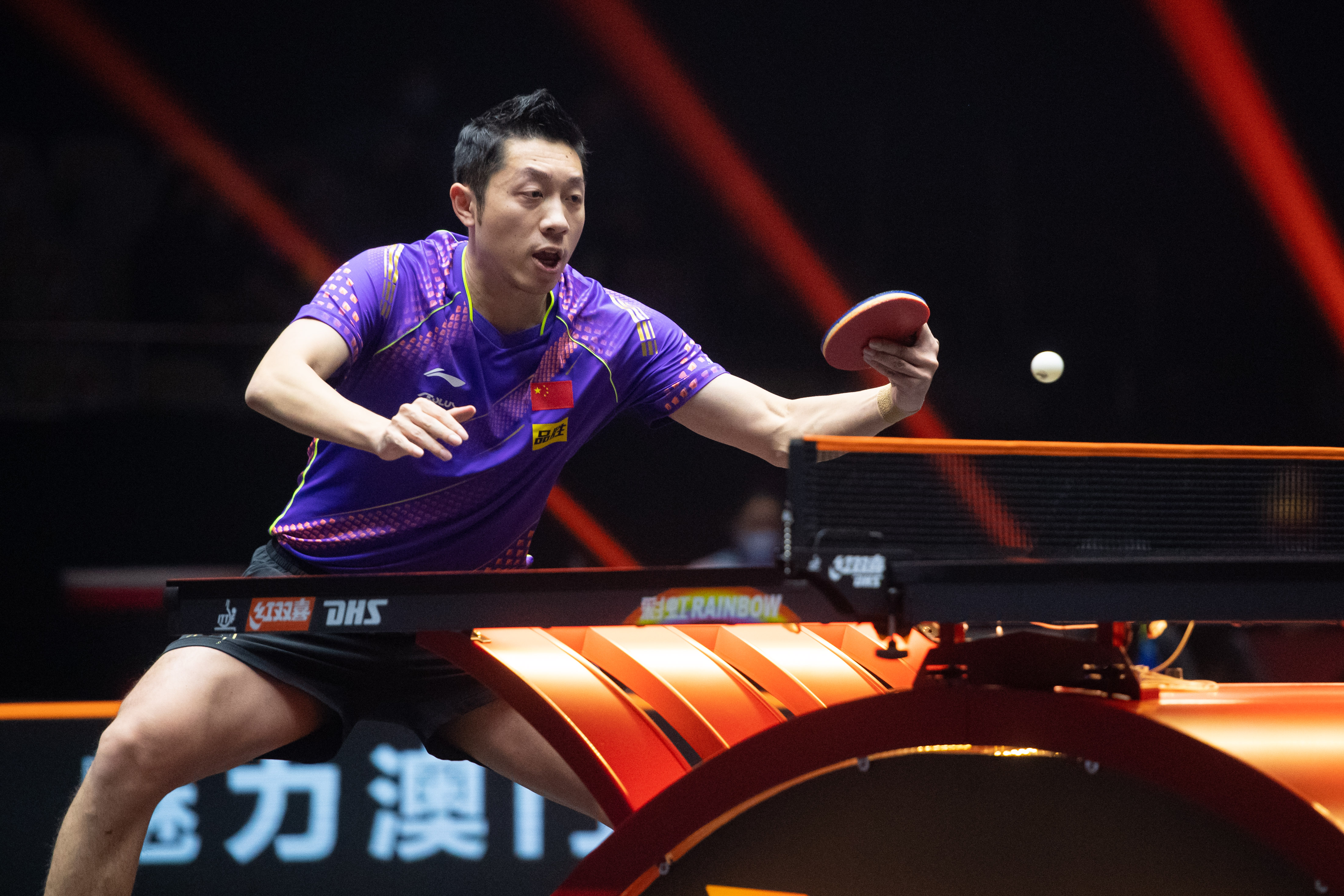 法国乒乓球队轻取日本乒乓球队，许昕高光表现