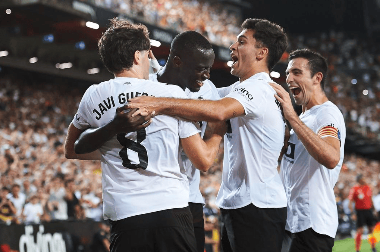 瓦伦西亚横扫罗马，科曼统治全场