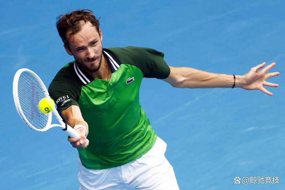 年终总决赛横扫拉沃尔杯，梅德韦杰夫惊艳四座