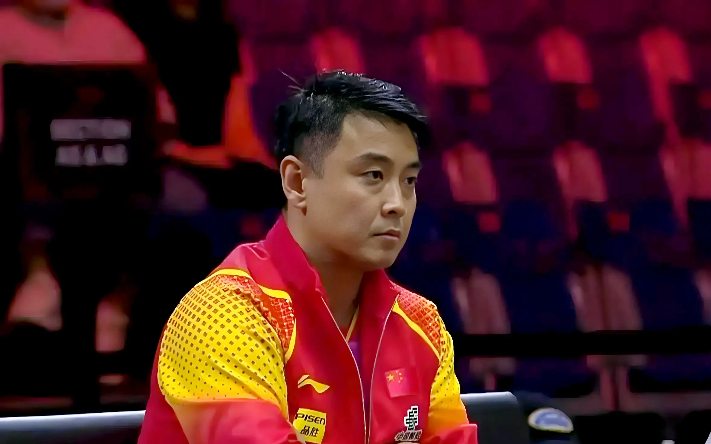 瑞典队轻取英格兰队，王皓惊艳四座