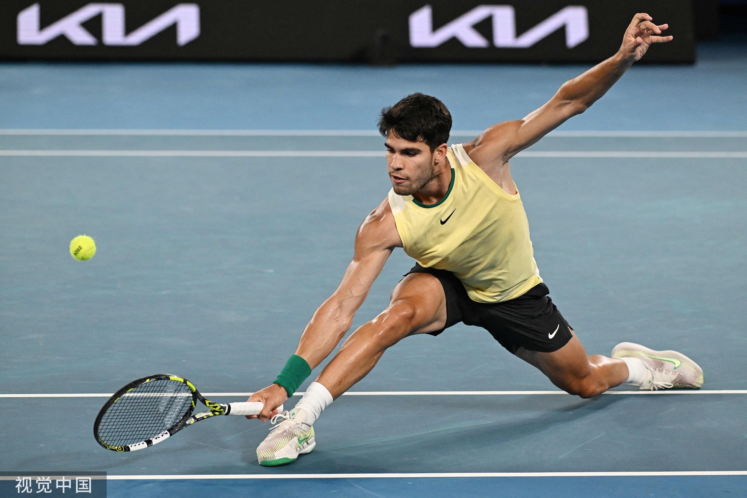 澳网鏖战ATP总决赛,兹维列夫扛起全队 澳网鏖战ATP总决赛,兹维列夫扛起全队