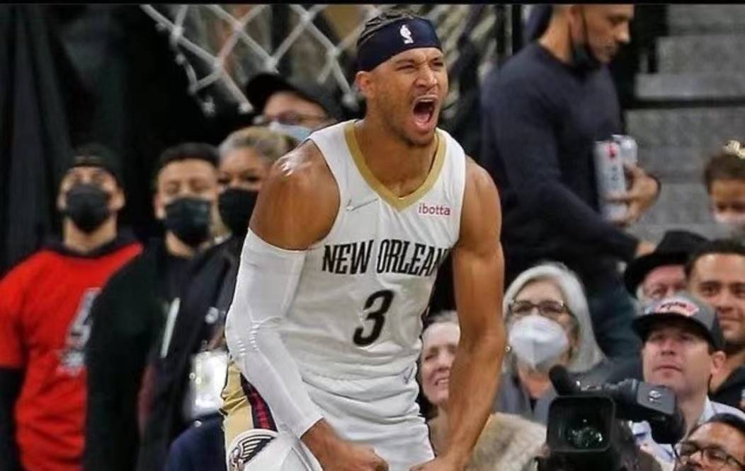 战绩下滑，开拓者主教练辞职