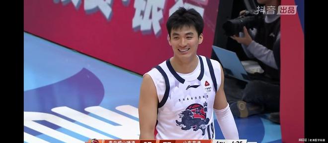 山东男篮遭遇五连败，球队需要调整战术