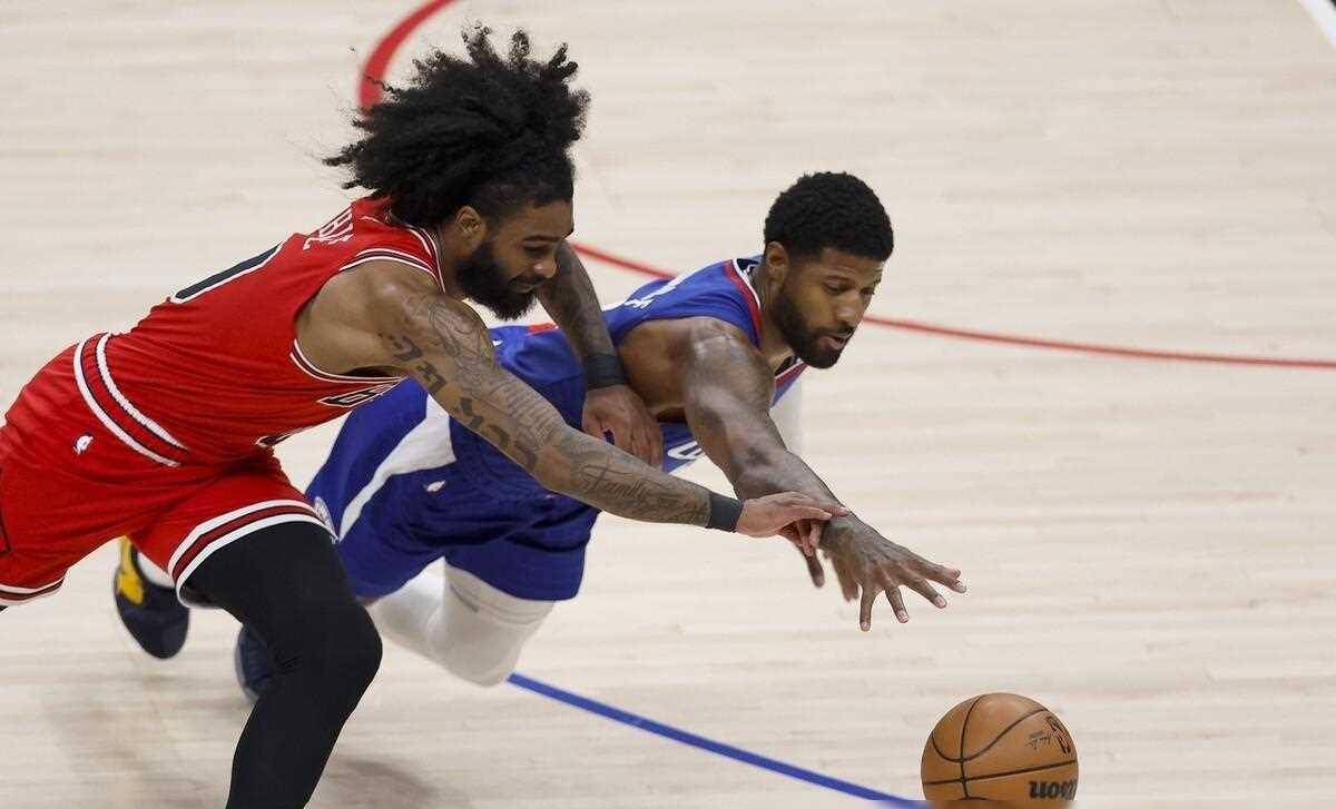 魔术翻盘公牛，乔治带队取胜